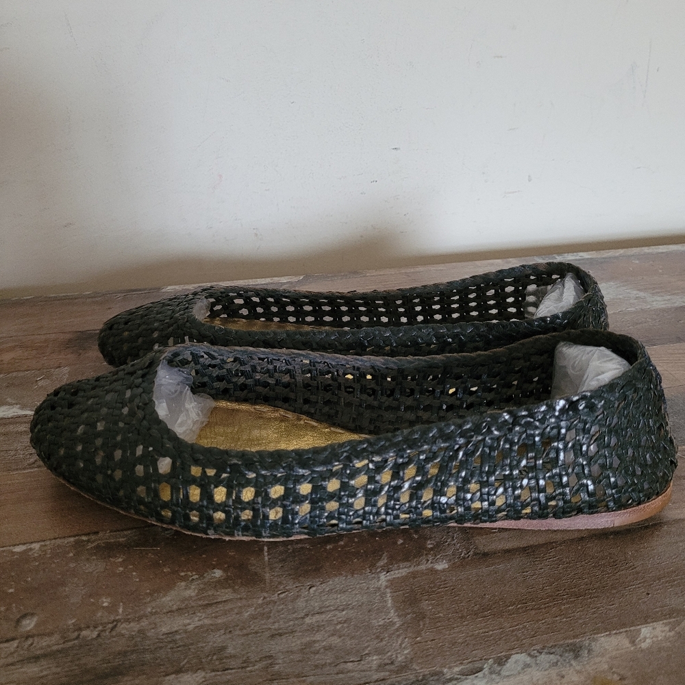 Prada Black Woven Flats - Picture 3 of 9